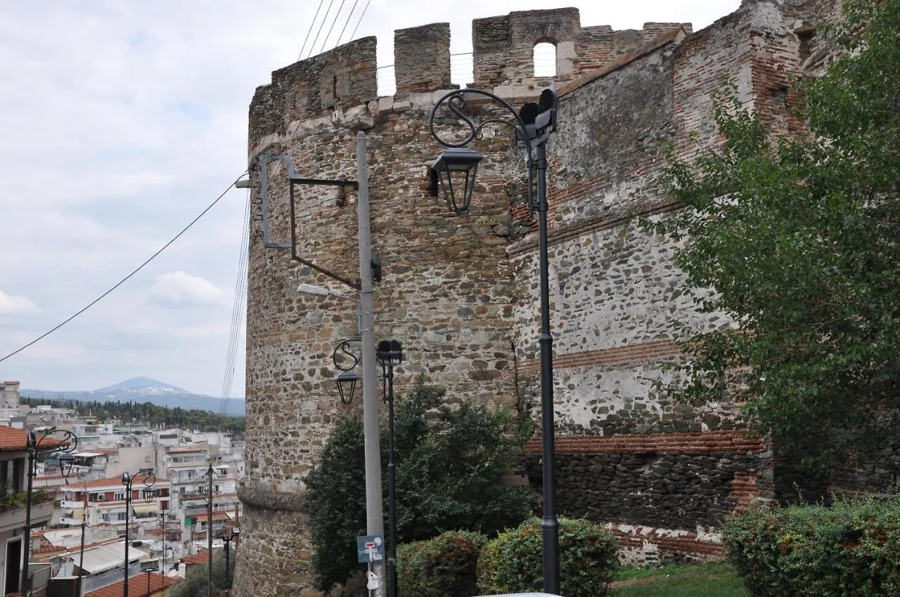 Frida'S House In Old Town Thessaloniki Apartment 0*,