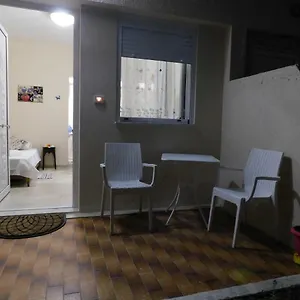 επισκεφθείτε το ξενοδοχείο